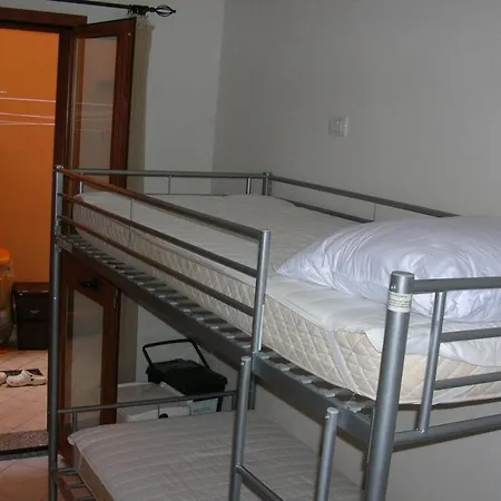 Anna Apartment